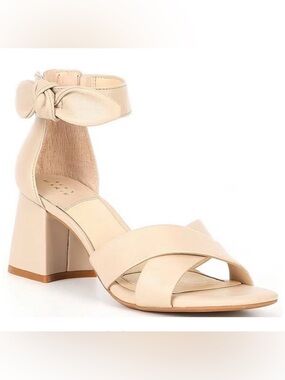 Alex Marie Adeline Leather Bow Block Heel Dress Sandals Bisque 9M Store Display